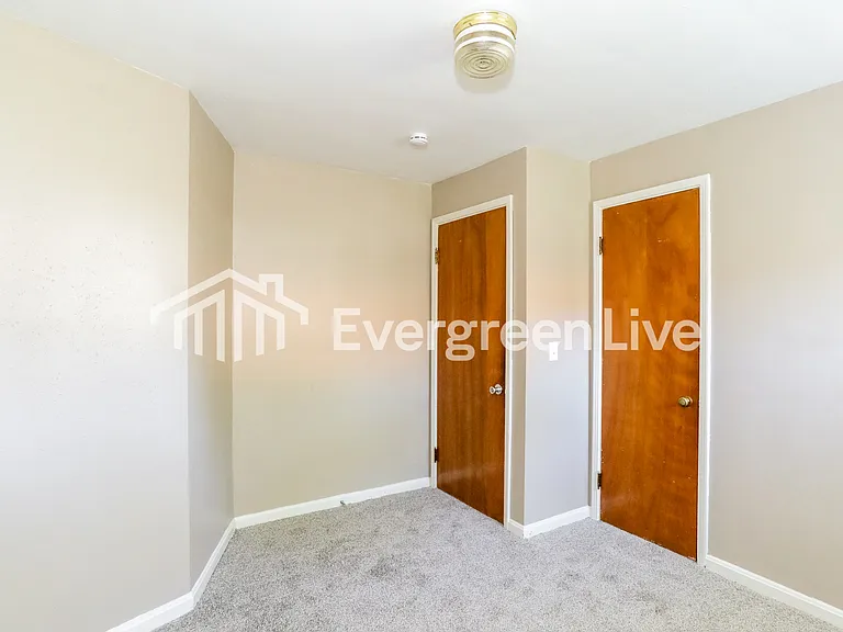 3284 Warfield Ave — Photo 11