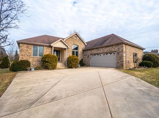 89 S County Line Rd, Crown Point, IN 46307