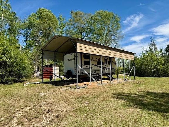 3rd image of 46213 Otis Bickham Rd
