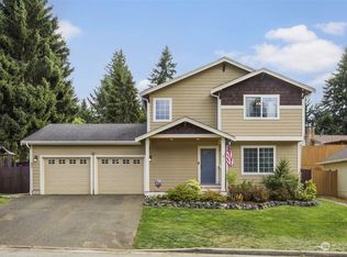 51 NW Glade Ct, Bremerton, WA 98311