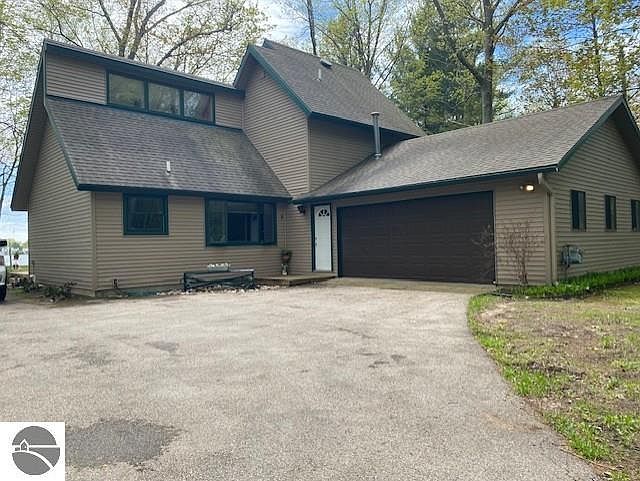 1st image of 8779 Swan Pointe Rd