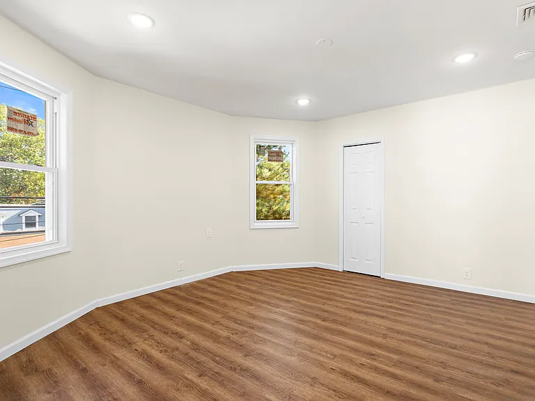 72 Winant Ave #1 — Photo 9