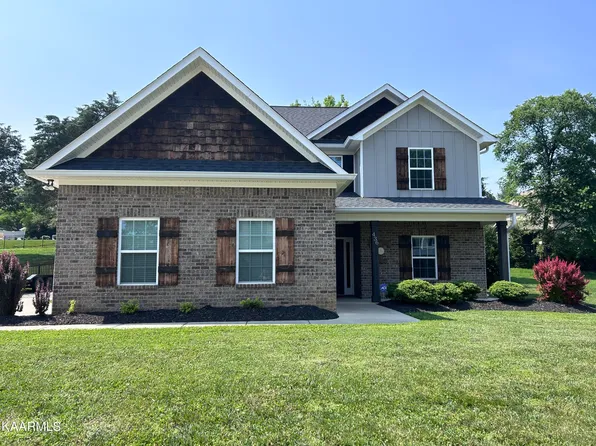 436 W Glenbrook Dr, Lenoir City, TN 37771