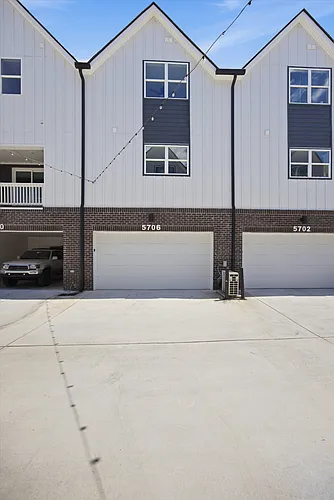 5706 Sofias Cir Photo 1