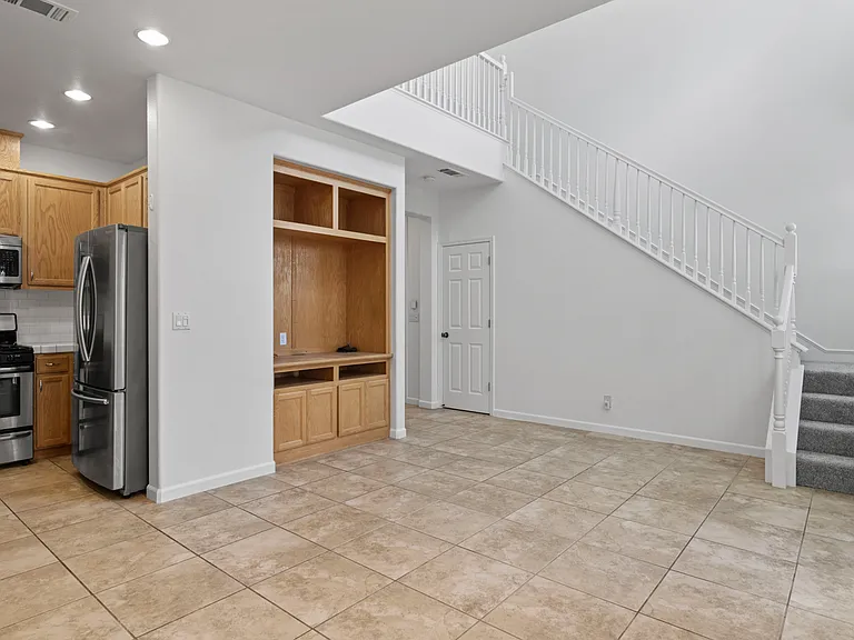 361 Gabiano Ct — Photo 8