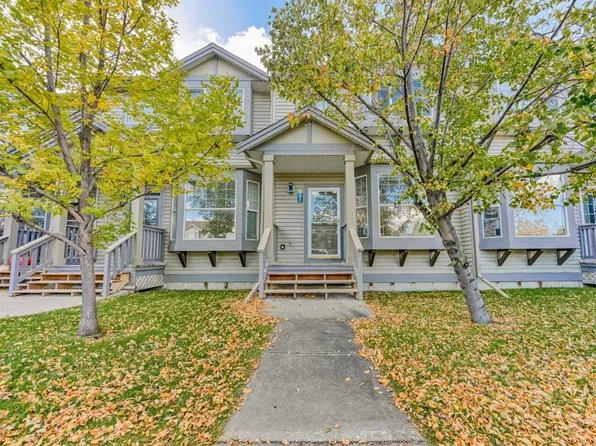 2005 E Luxstone Blvd SW #303, Airdrie, AB T4B 3J9