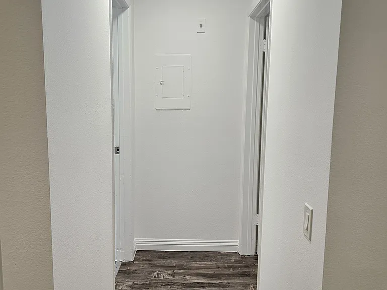 7523 Hollywood Blvd — Photo 14