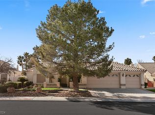 2201 Madagascar Ln, Las Vegas, NV 89117