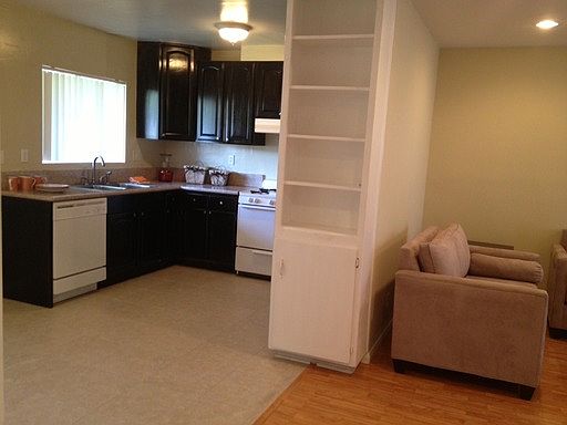 3rd image of 18553 Clark St APT 207
