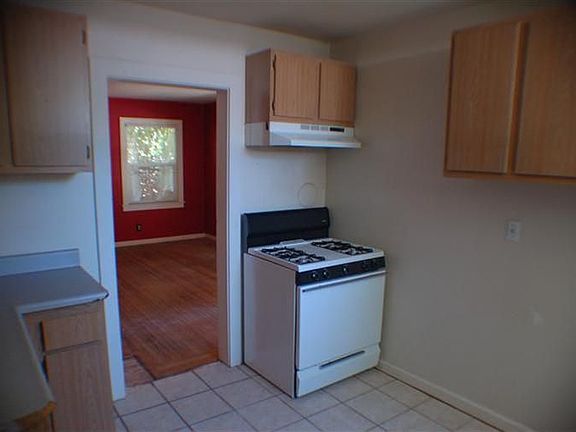 5th image of 3911 17th Ave
