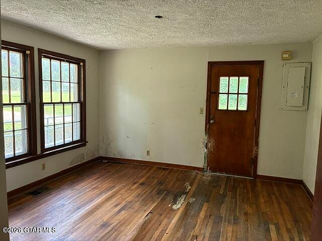 4th image of 20810 Highway 50 W