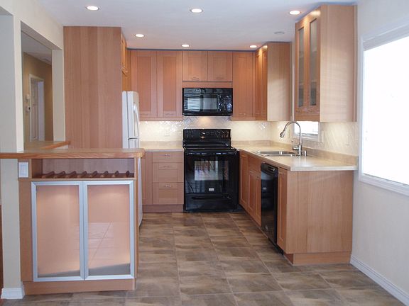 3rd image of 10068 N Garnet Ave