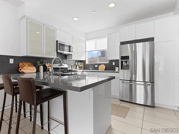5th image of 4177 Voltaire St