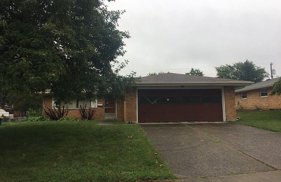 1st image of 2790 Sutton Ave