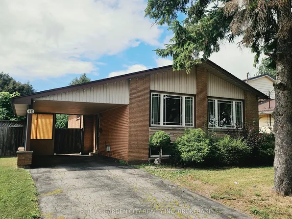 48 Manning Ave, Hamilton, ON L9A 3E7