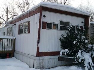 7490 Horseshoe Dr, Brighton, MI
