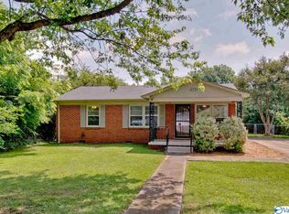 2711 Fairacres Rd SW, Huntsville, AL 35805