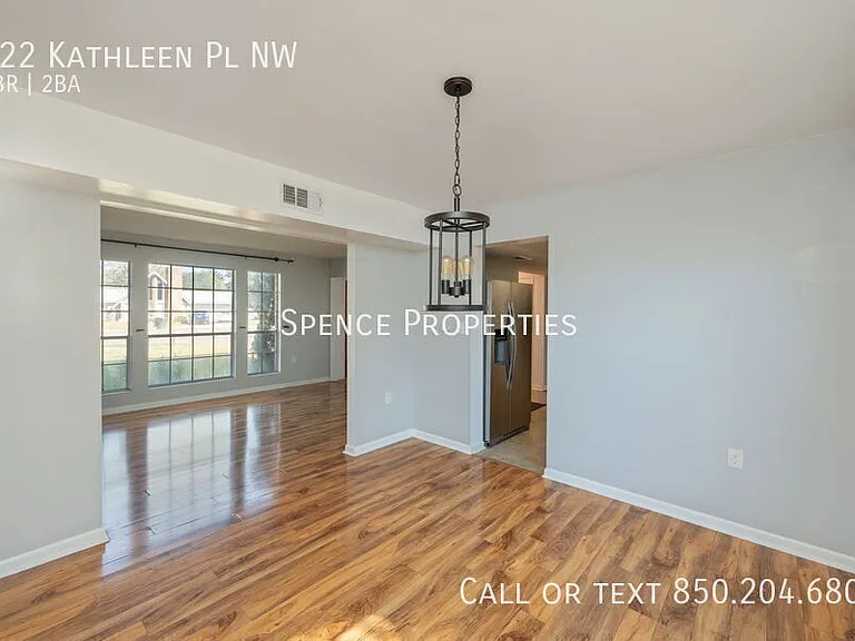 322 Kathleen Pl NW — Photo 17