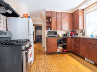 2100 3rd Ave N, Minneapolis, MN 55405