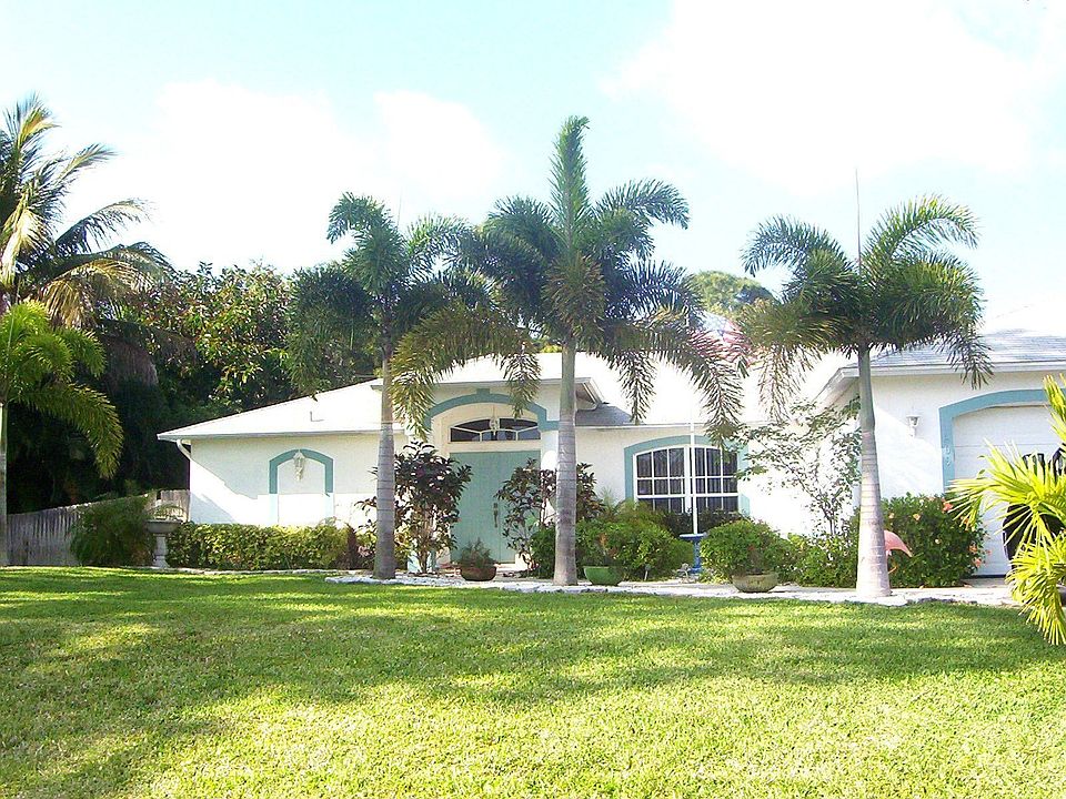 1st image of 1209 SW 35th Ter