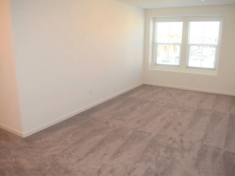 60 Molveno Dr — Photo 8