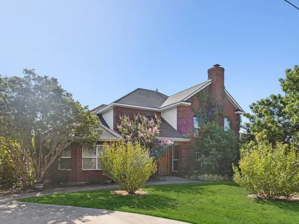 360 S Heartz Rd, Coppell, TX 75019