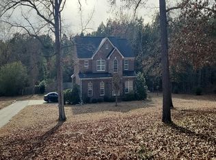 3934 Heartpine Dr, Fayetteville, NC 28306