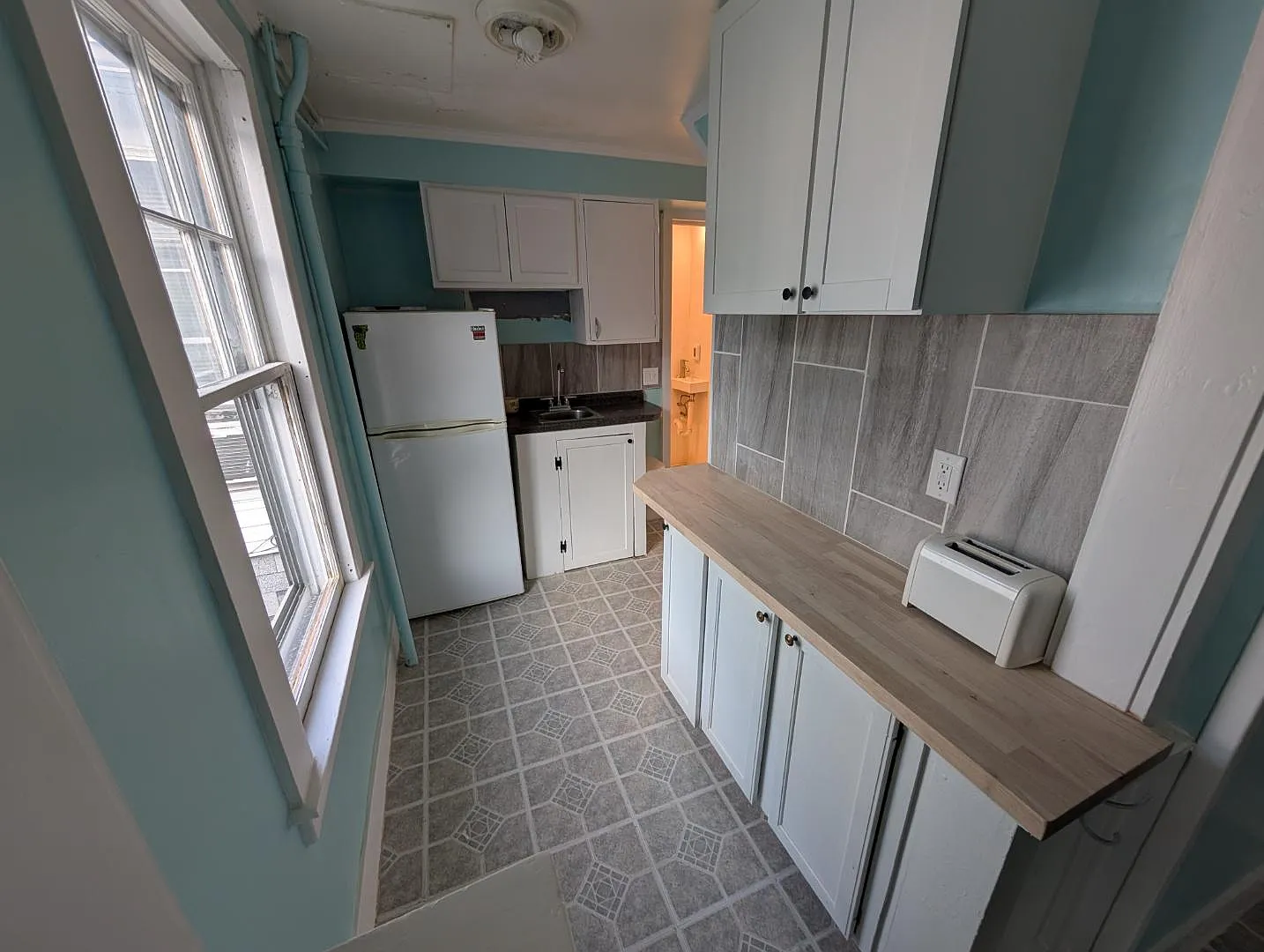 71 Elmwood Ave - 71-16 — Photo 4
