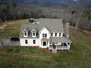 3 Lake Rd, Landrum, SC 29356