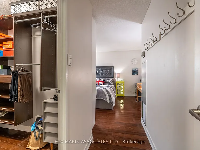 256 Jarvis St #10D — Photo 15