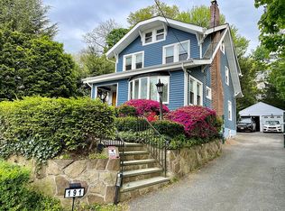 191 Glenwood Ave, Leonia, NJ 07605