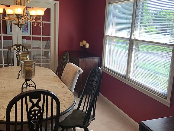 3rd image of 1228 Fox Hollow Ct