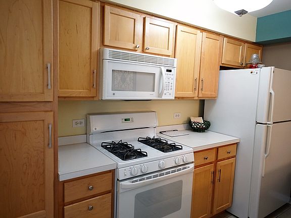 3rd image of 43 N Orchard Ter #2