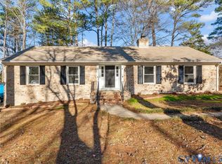 11120 Pennway Dr, North Chesterfield, VA 23236