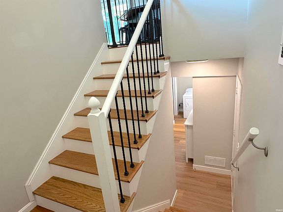 4th image of 5533 Meadowlark Dr