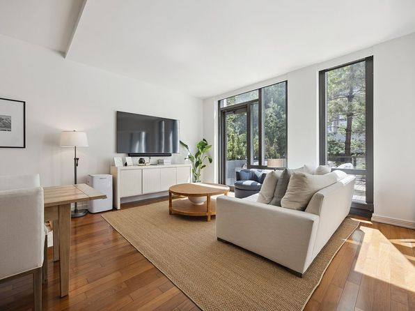99 Warren St APT 5D, New York, NY 10007