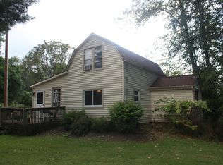 323 N Greece Rd, Hilton, NY 14468