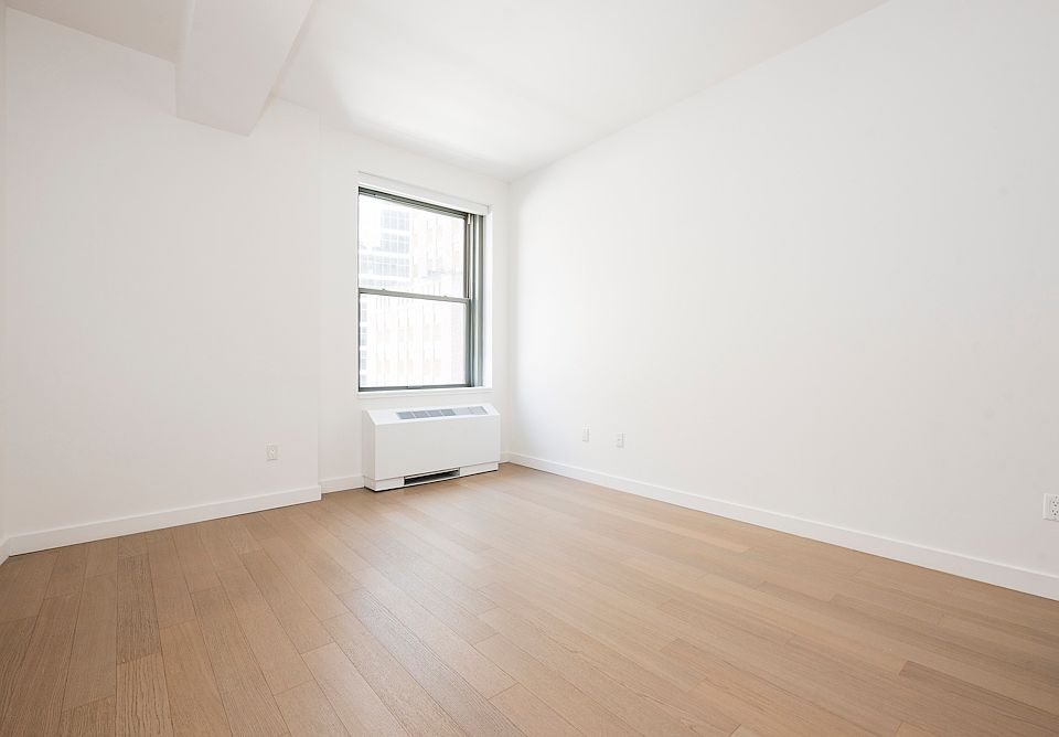 1st image of 20 Exchange Pl APT 1210