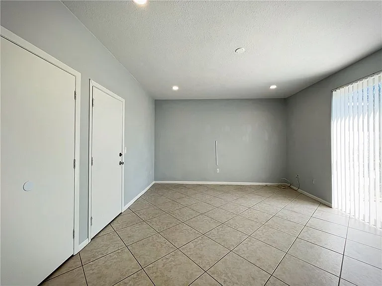 777 NW 151st Ave — Photo 6
