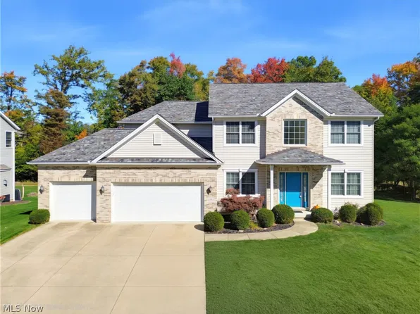 21162 Breckenridge Ln, Strongsville, OH 44136