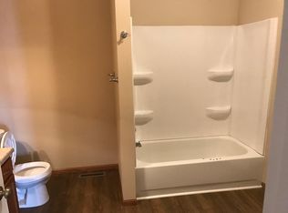 124 S Main St APT 2, Canton, SD 57013