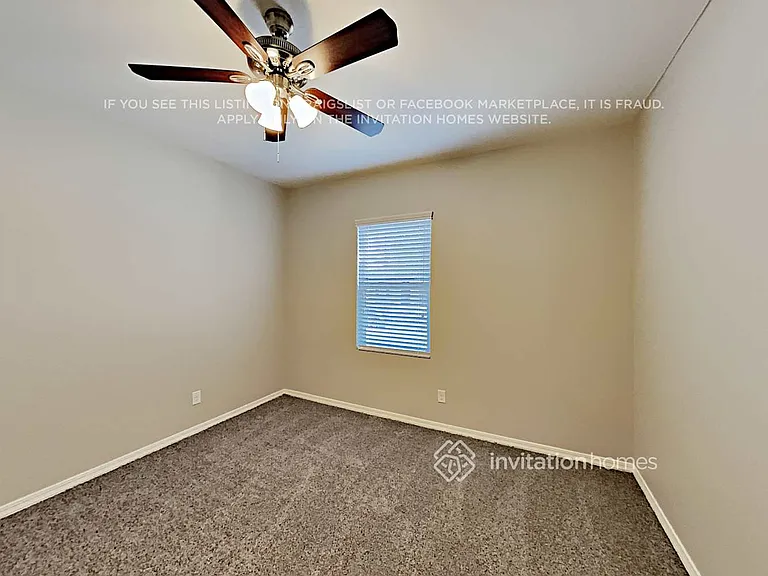 2702 E Omega Dr — Photo 13