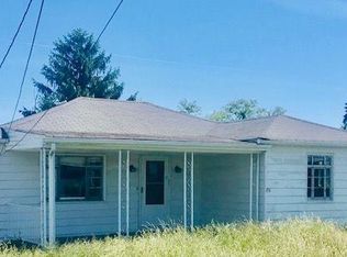 8 Sugar Ln, Wheeling, WV 26003