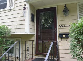 57 Ash St, Hopkinton, MA 01748