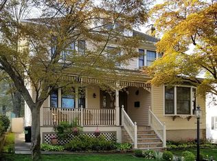 25 Hope Ave, Staten Island, NY 10305