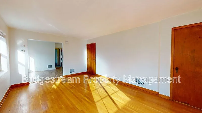 1413 Old Lane Ave #3