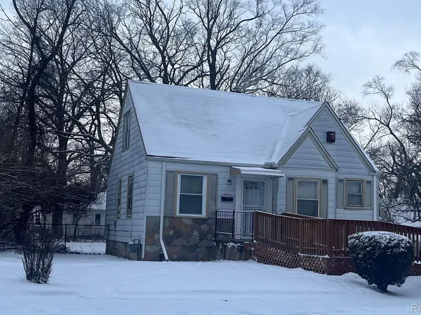 19915 Pinehurst St, Detroit, MI 48221