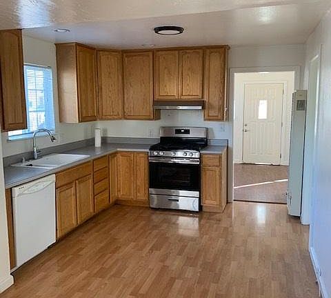 2nd image of 431 Bryan Ave