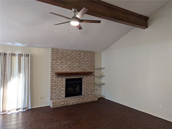 5th image of 1308 Haley Pl