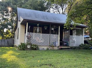 106 S Park Ave, Independence, MO 64050
